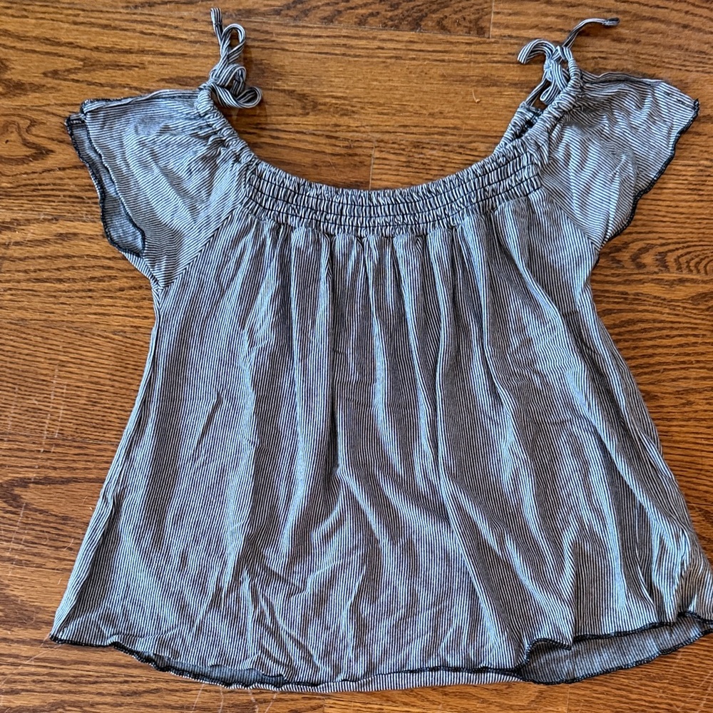 American Eagle Outfitters Black and White Striped flutter sleeve top